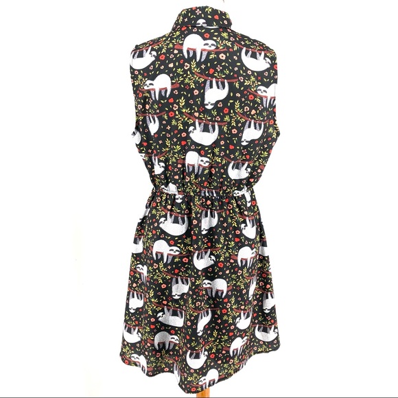 LaVie Lente Black & Red Sleeveless Sloth Print Mini Sheath Dress - Picture 5 of 9